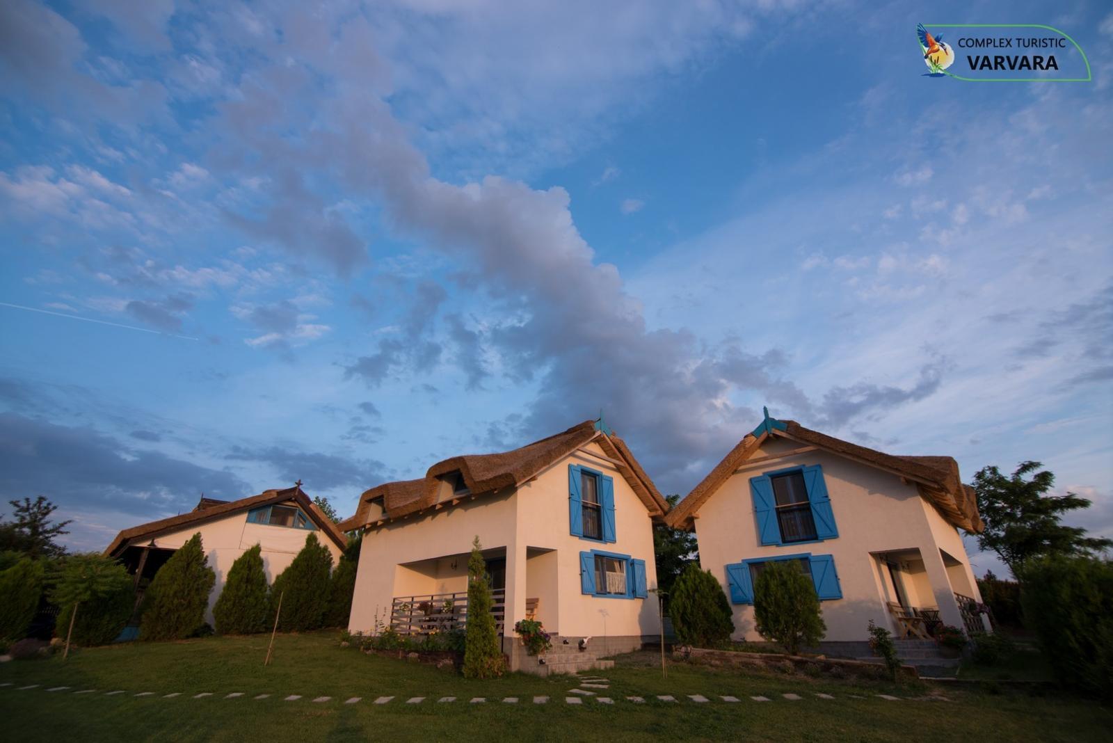 Lake View House